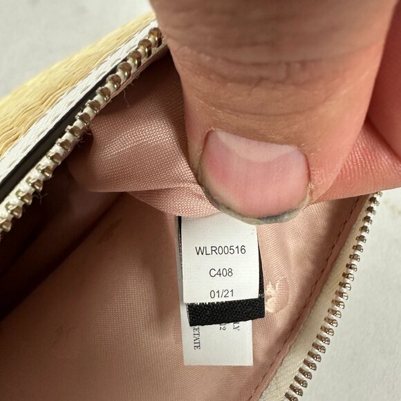 Kate Spade Straw Clutch With Strawberry Embroidery & Zip Closure - Picture 9 of 10